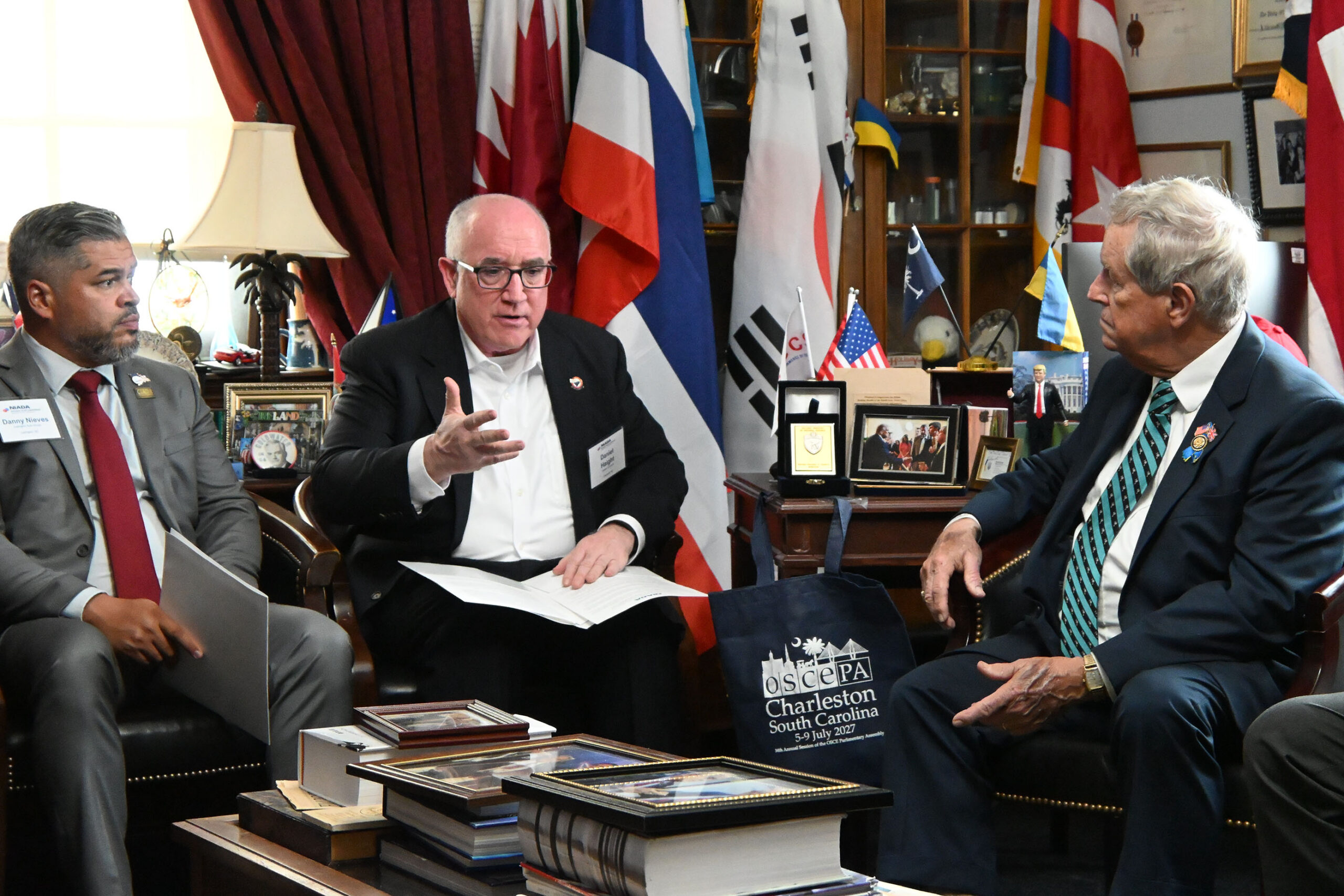 A senator meeting with dealers at the 2026 National Policy Conference