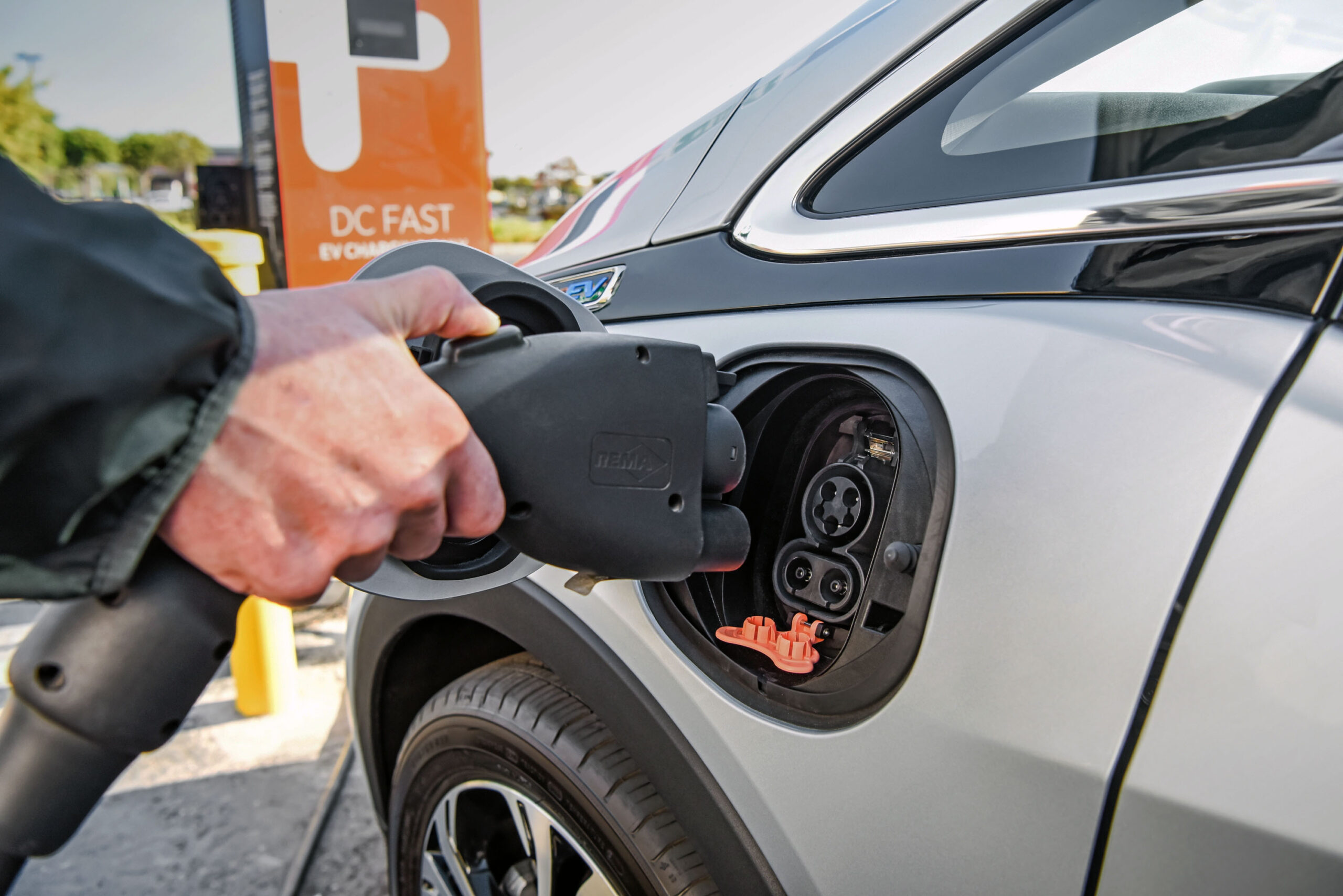 NIADA submits comments to FHWA regarding the National EV Charging Program